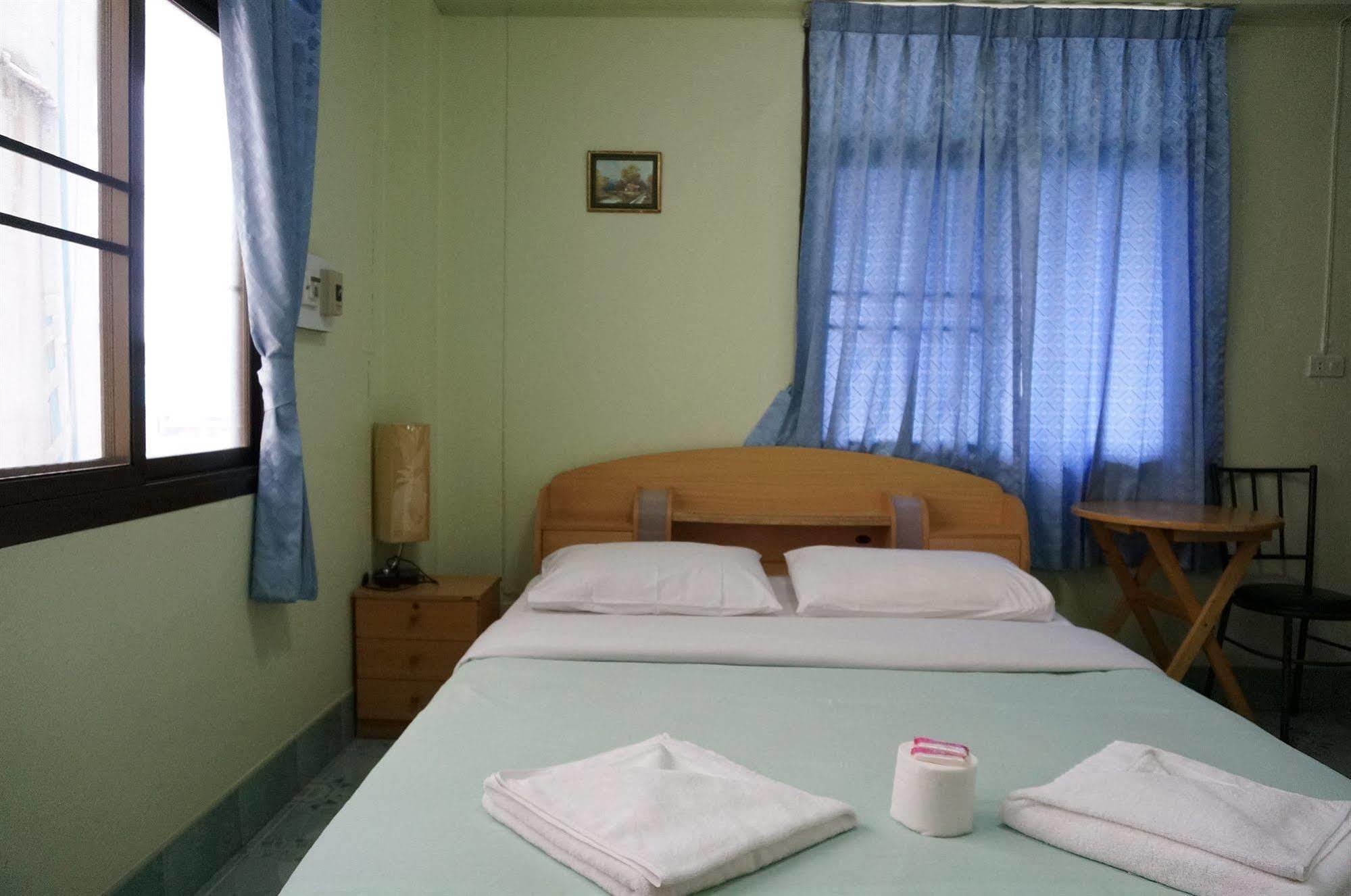 Celtic Inn Guest House Hua Hin Ngoại thất bức ảnh