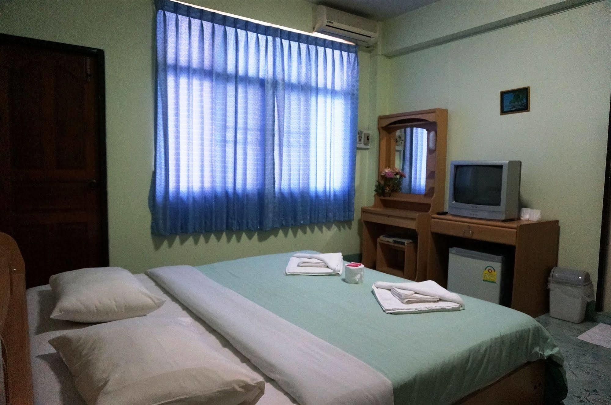 Celtic Inn Guest House Hua Hin Ngoại thất bức ảnh
